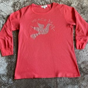 Active basic - 3/4 sleeve coral/peach thermal with rhinestone design. SZ 2XL